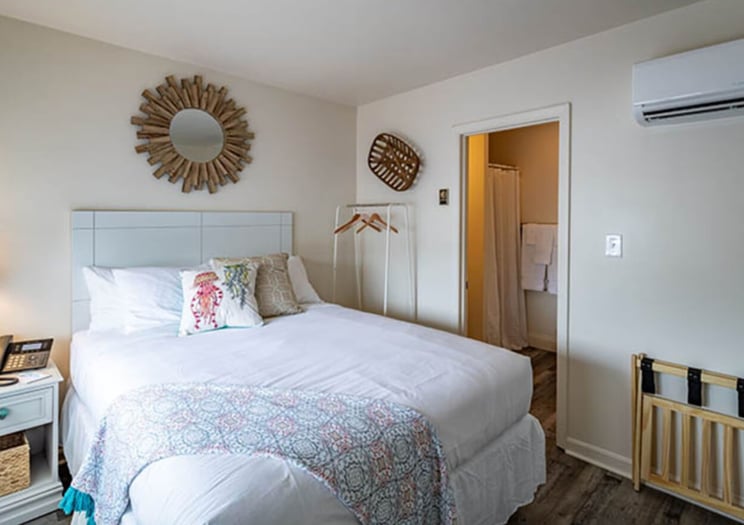 Queen Room Interior